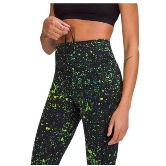 Lululemon Base Pace High Rise Tight 25" | Sparks Fly (Black/Green) Size 2 - Picture 12 of 14